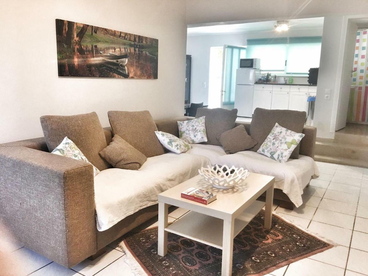 Renovated Apt 100M From Beach Wifi Ac Anavyssos Exterior photo