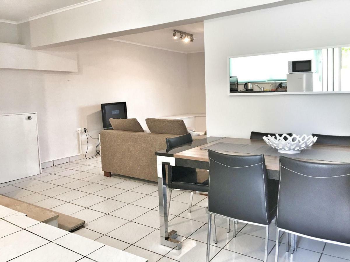Renovated Apt 100M From Beach Wifi Ac Anavyssos Exterior photo